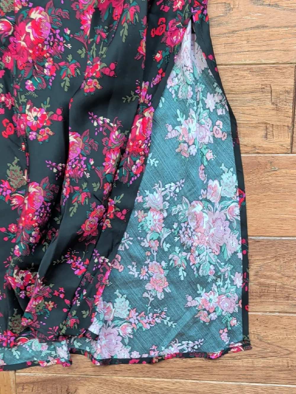 GAP Black Pull On Maxi Slip Skirt with Pink Black Floral Print
